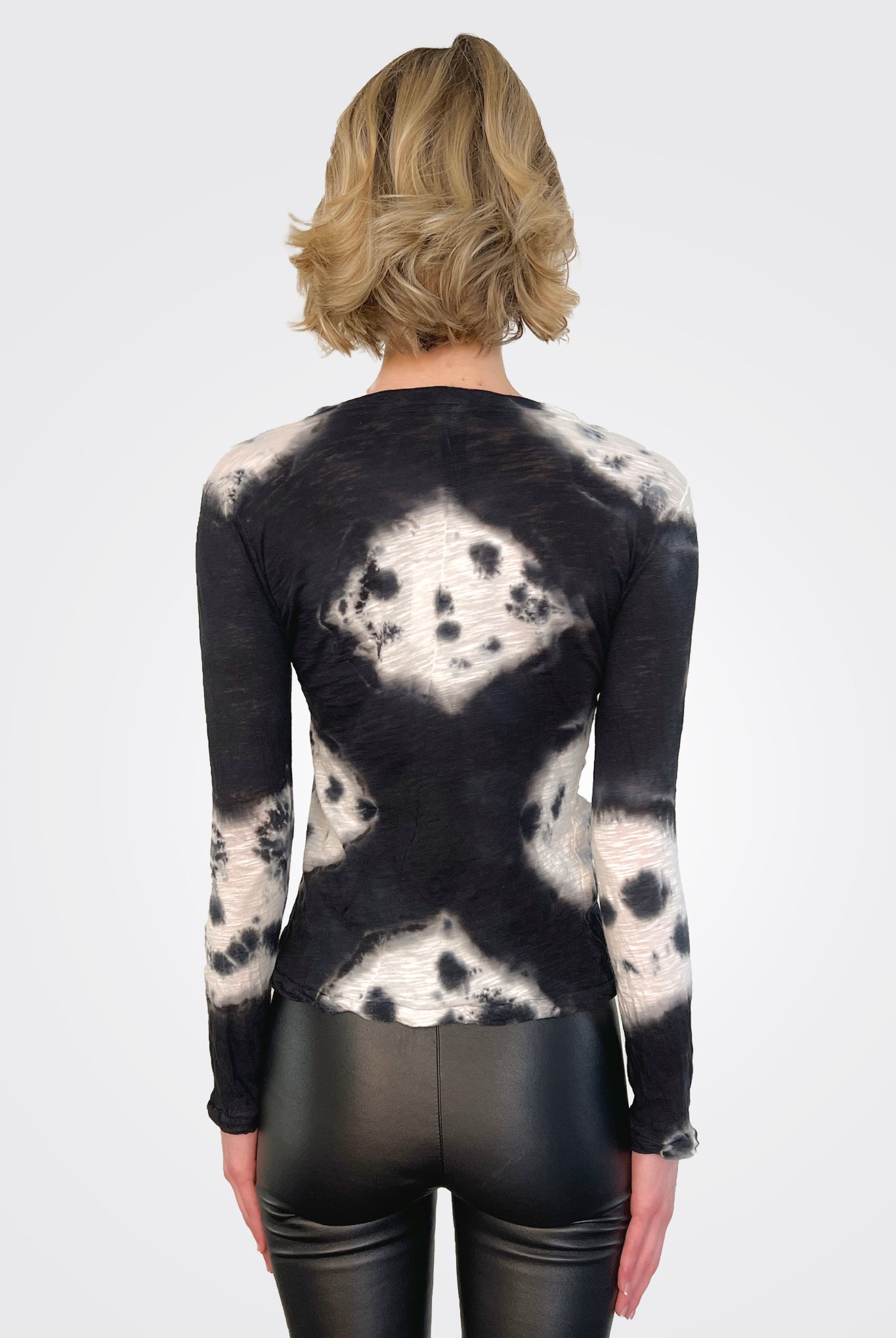 Fitted V Neck Long Sleeve Top - White Stone by Gilda Midani — alternate view